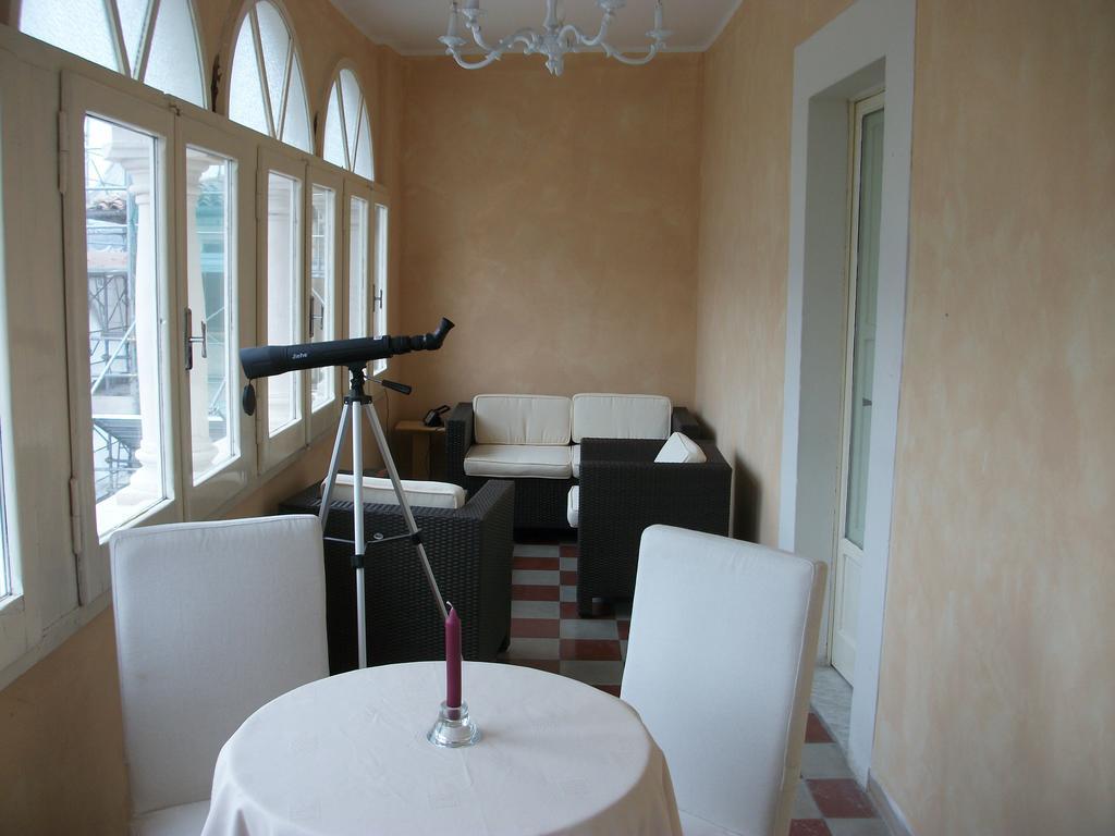 La Loggia Di Federico Hotel Navelli Phòng bức ảnh